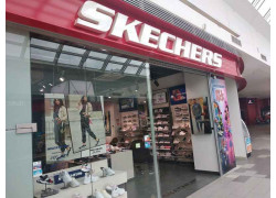 Skechers